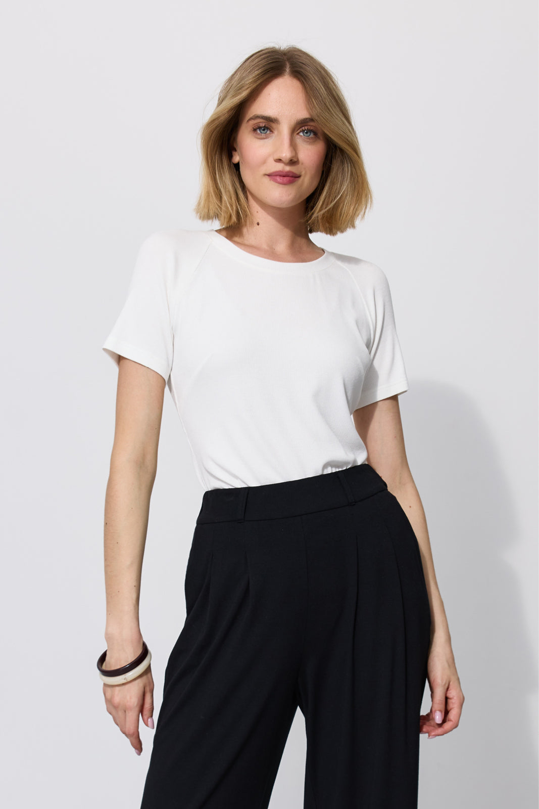 SAWCIA Z KRÓTKIM RĘKAWEM off white