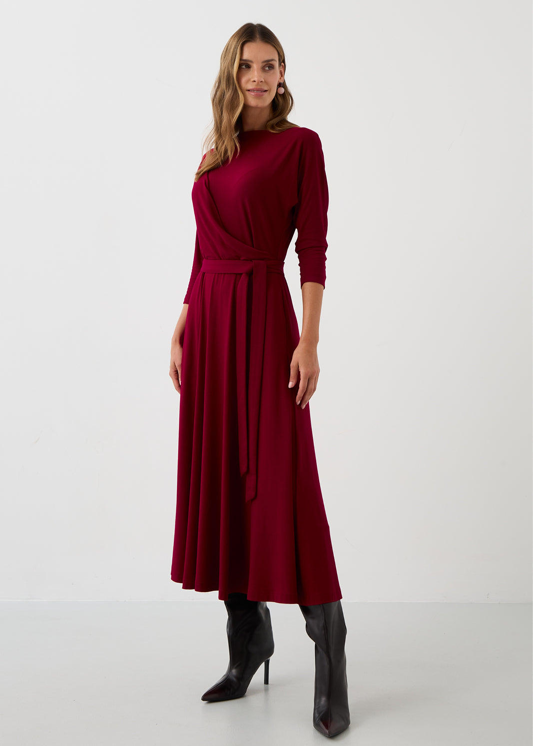 KASIA 176 cm<br>modelka<br>sukienka XS|#000000|#ffffff|