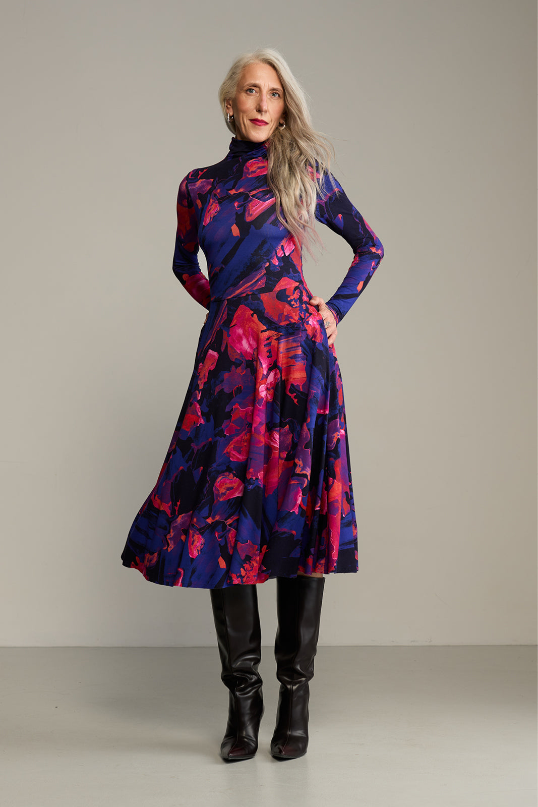 Sukienka GO(LF) FOR IT print Dreamworld orange & violet