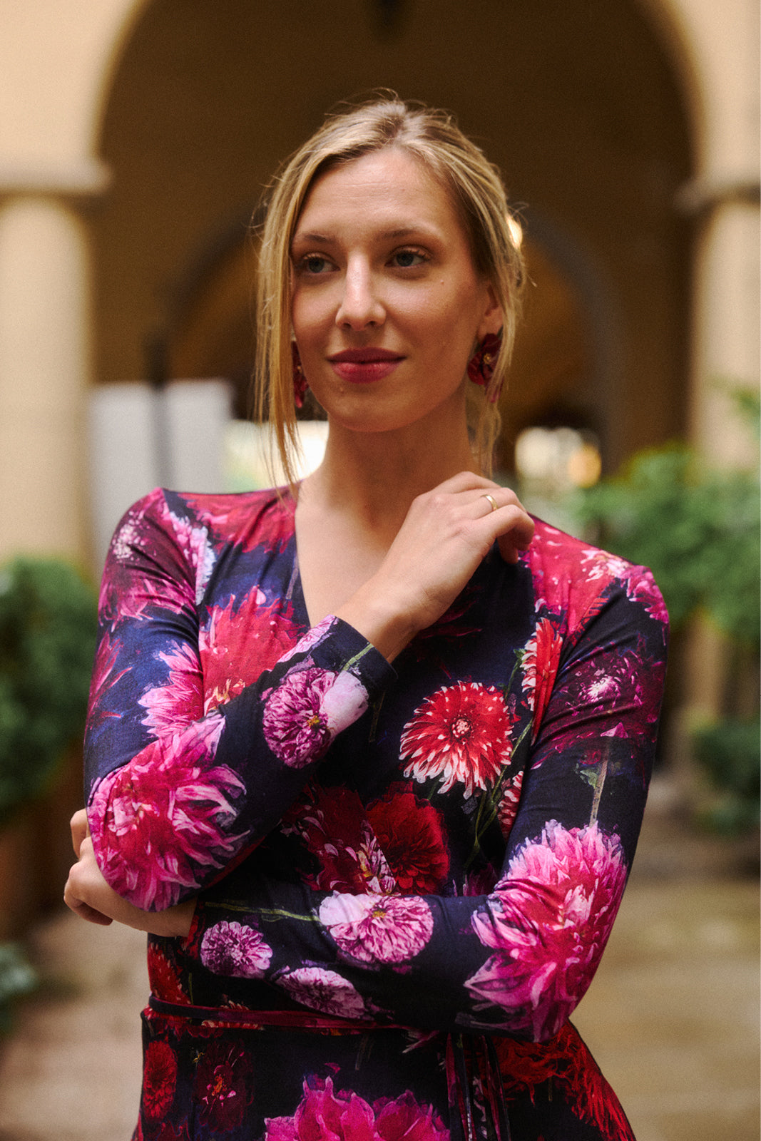 Sukienka DREAMGIRL z długim rękawem print dalie
