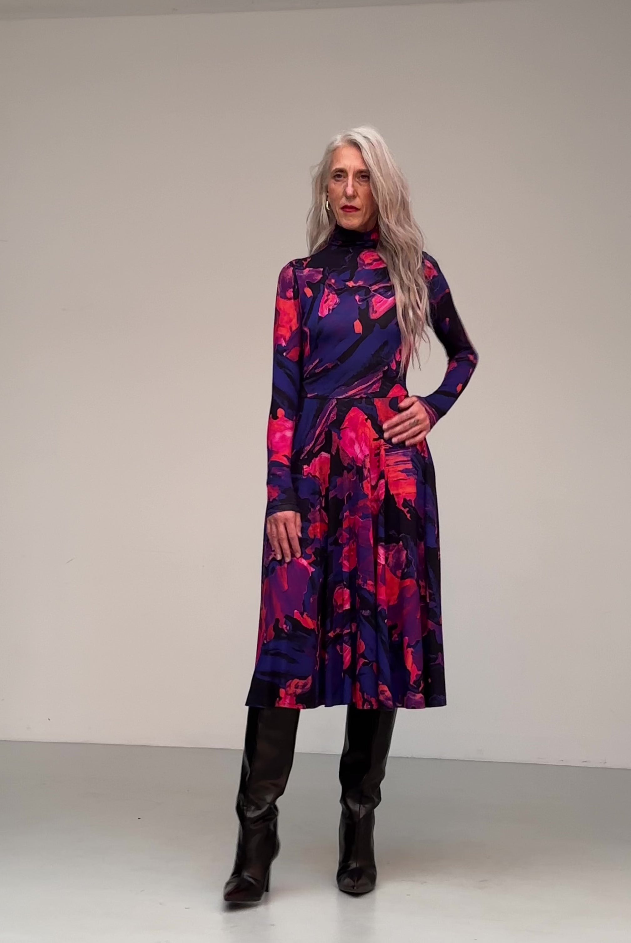 Sukienka GO(LF) FOR IT print Dreamworld orange & violet